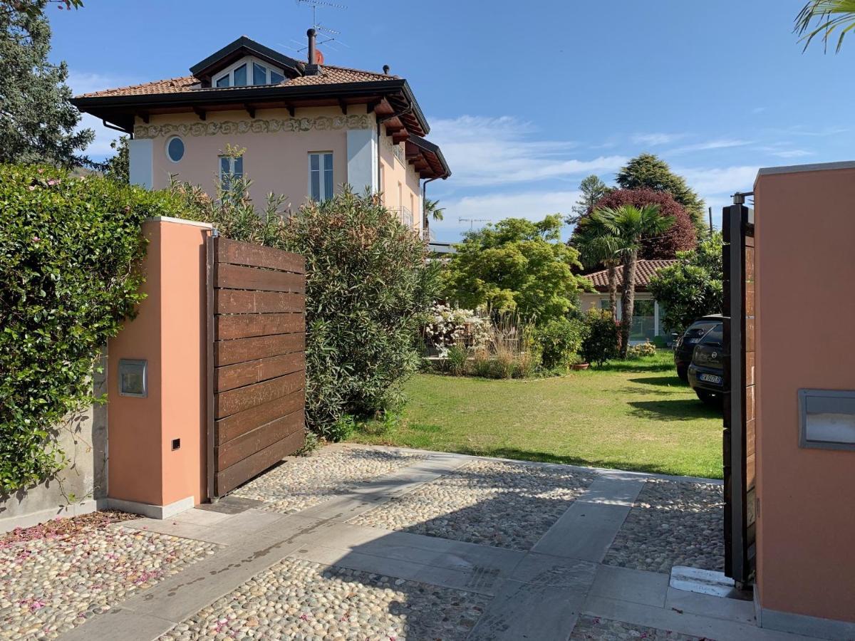 Casabella-Lago Maggiore Lesa Eksteriør billede