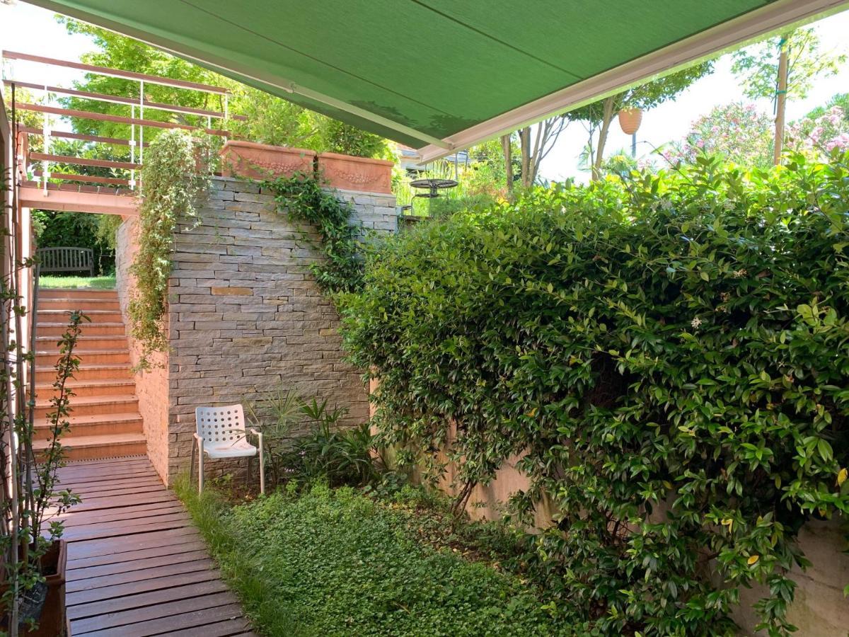 Casabella-Lago Maggiore Lesa Eksteriør billede
